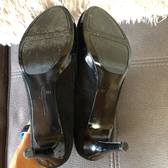NINE WEST Black Suede Heels Size 8.5 - Picture 8 of 10